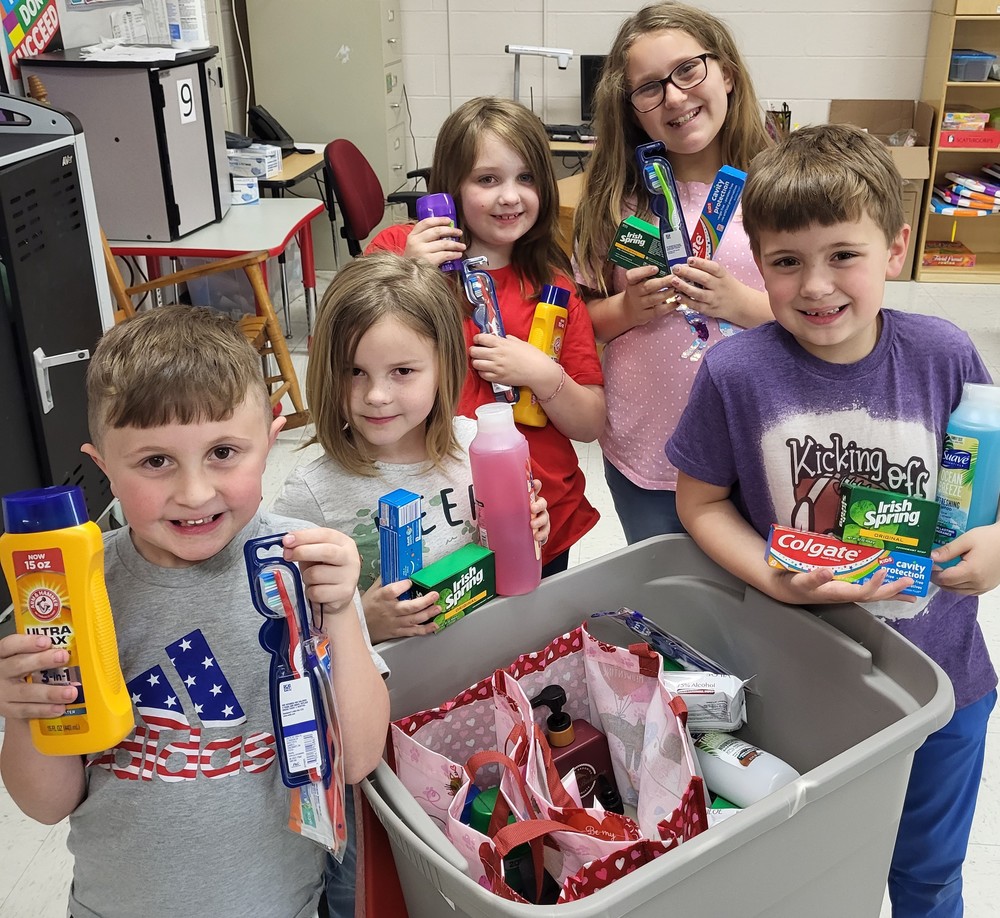 Students collected hygiene items for community service